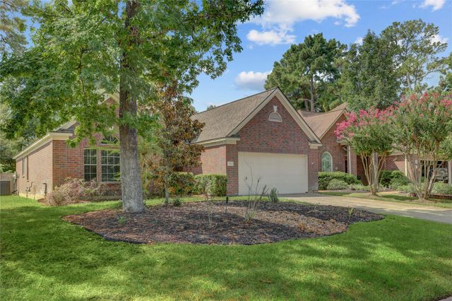 35 Tranquil Glade Place, The Woodlands, TX 77381