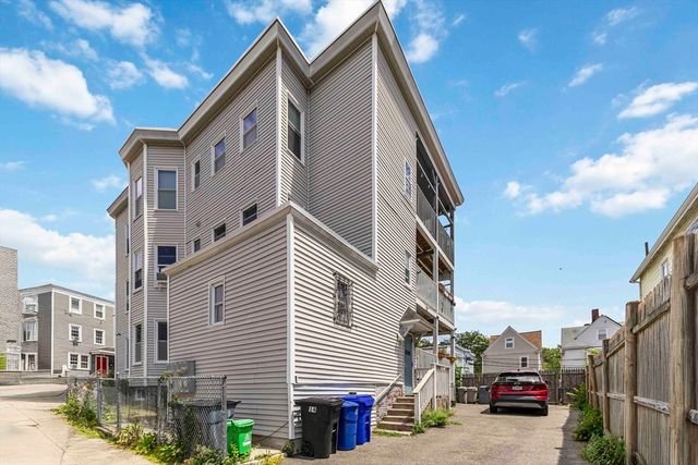 14 Torrey St 1, Boston, MA 02124