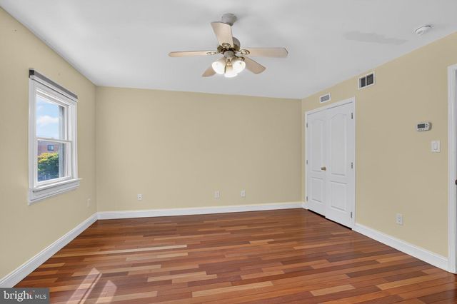 2813 OGDEN ST, Philadelphia, PA 19130