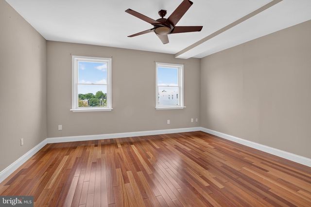 2813 OGDEN ST, Philadelphia, PA 19130