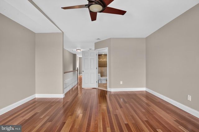 2813 OGDEN ST, Philadelphia, PA 19130