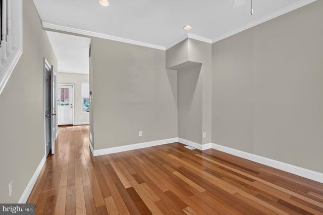 2813 OGDEN ST, Philadelphia, PA 19130