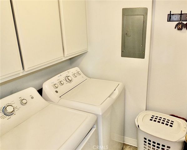 10420 Downey, Downey, CA 90241