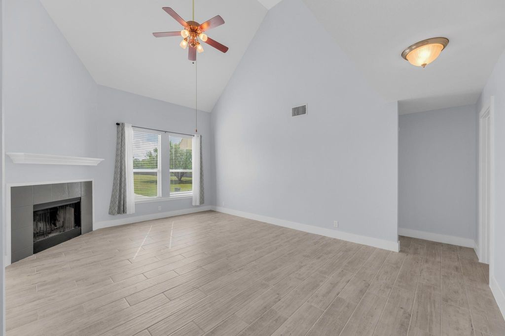 131 Martin Crossing DR A, Cedar Creek, TX 78612
