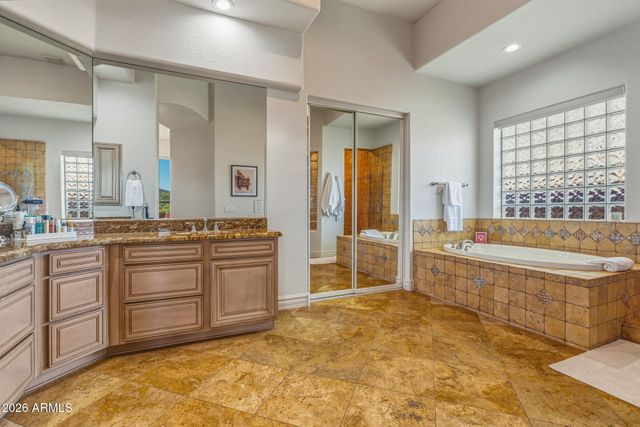 27562 N 83RD Glen, Peoria, AZ 85383