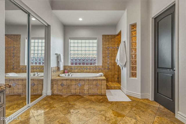 27562 N 83RD Glen, Peoria, AZ 85383