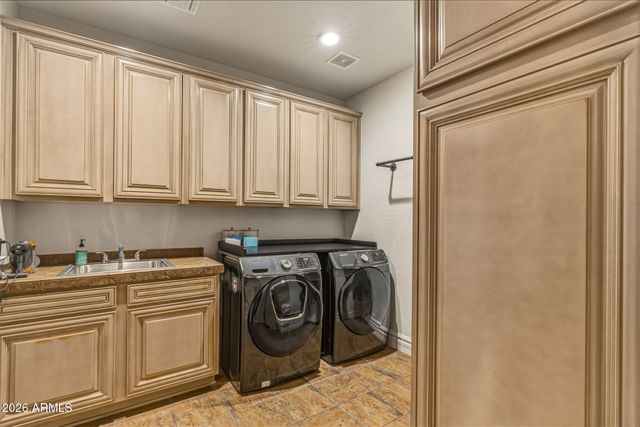 27562 N 83RD Glen, Peoria, AZ 85383