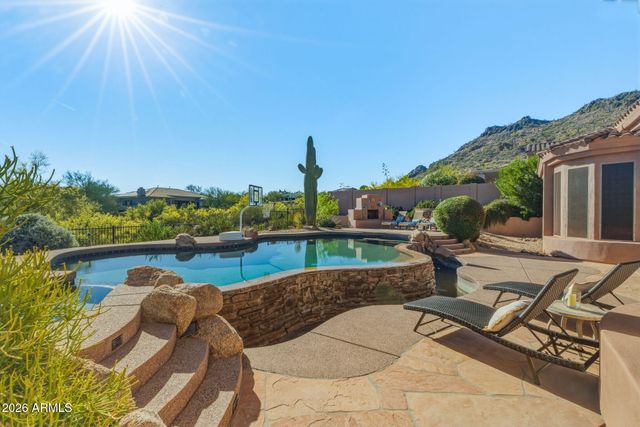 27562 N 83RD Glen, Peoria, AZ 85383