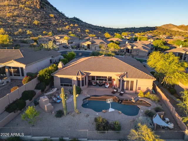 27562 N 83RD Glen, Peoria, AZ 85383