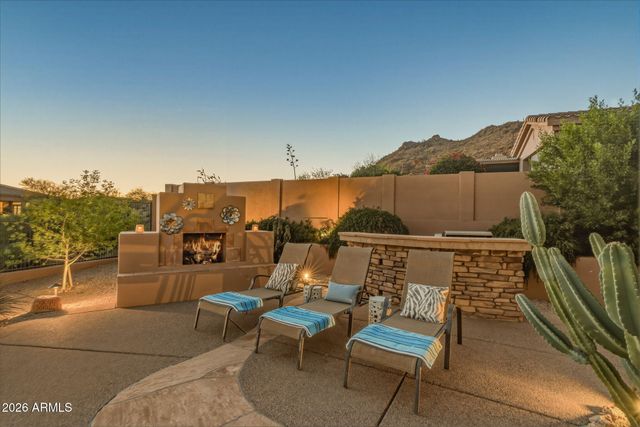 27562 N 83RD Glen, Peoria, AZ 85383