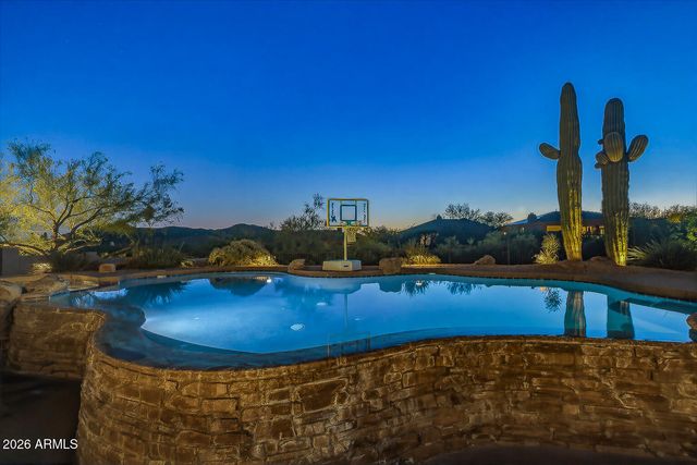 27562 N 83RD Glen, Peoria, AZ 85383