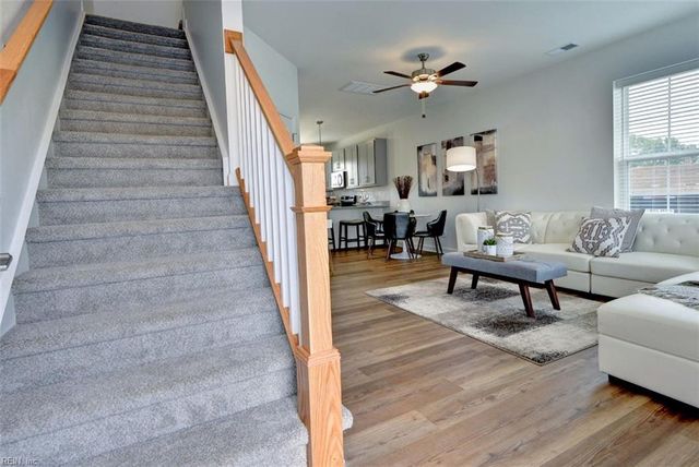 1307 Hamstead AVE, Carrollton, VA 23314