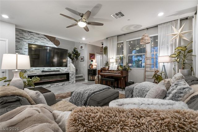 1009 Belton Lake Avenue, North Las Vegas, NV 89086