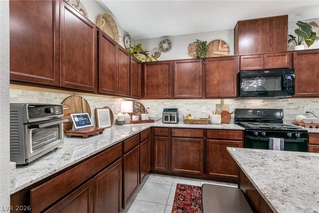 1009 Belton Lake Avenue, North Las Vegas, NV 89086