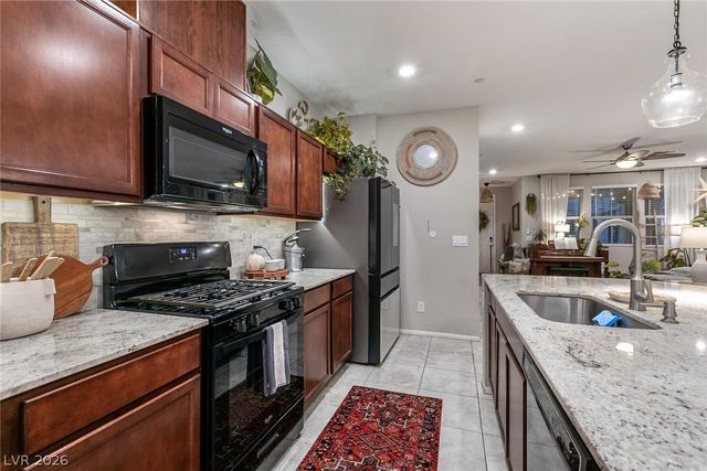 1009 Belton Lake Avenue, North Las Vegas, NV 89086