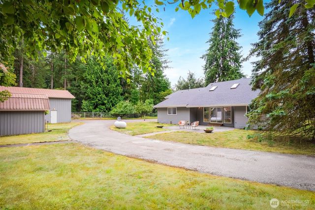 25015 55th Avenue NE, Arlington, WA 98223