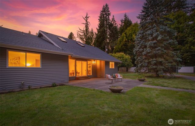 25015 55th Avenue NE, Arlington, WA 98223
