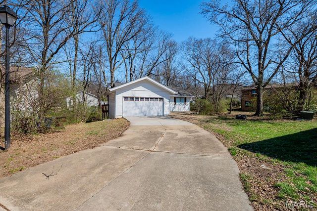 705 Russett Terrace, Lake St Louis, MO 63367