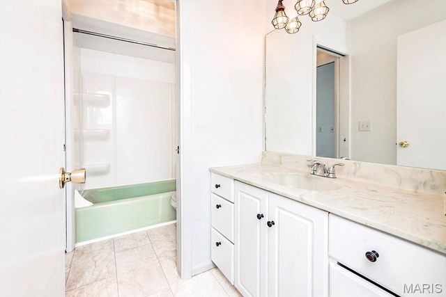 705 Russett Terrace, Lake St Louis, MO 63367