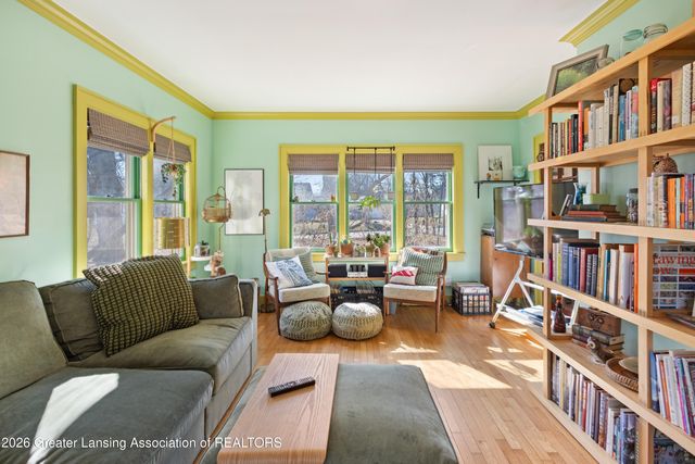 3601 N Grand River Avenue, Lansing, MI 48906