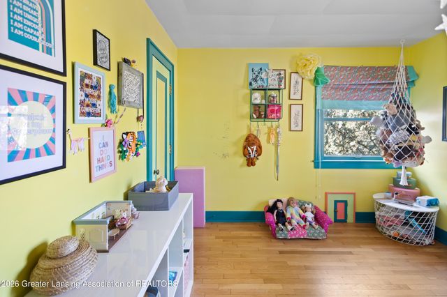 3601 N Grand River Avenue, Lansing, MI 48906