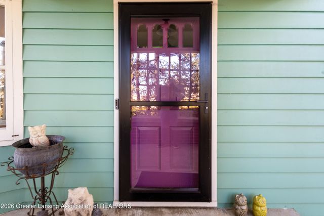 3601 N Grand River Avenue, Lansing, MI 48906