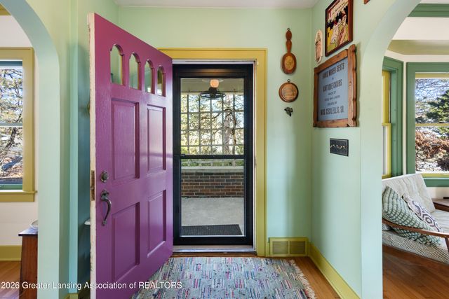 3601 N Grand River Avenue, Lansing, MI 48906