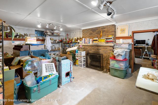 3601 N Grand River Avenue, Lansing, MI 48906