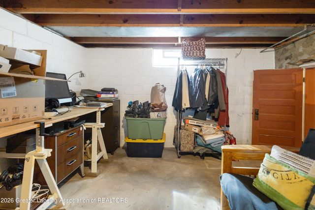 3601 N Grand River Avenue, Lansing, MI 48906