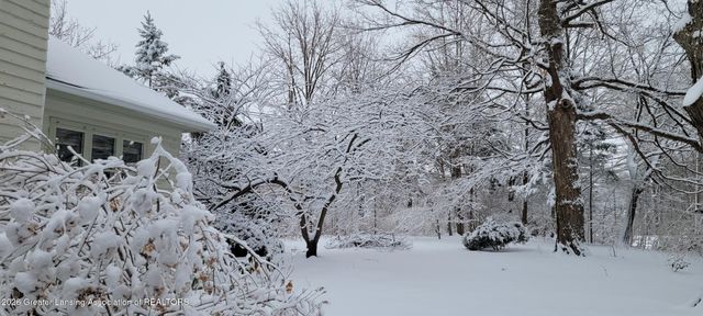 3601 N Grand River Avenue, Lansing, MI 48906