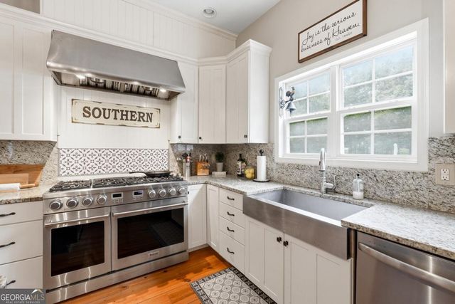 4 J Smith Road, Newnan, GA 30263
