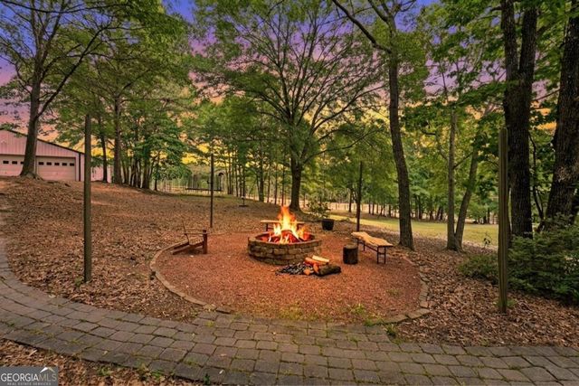 4 J Smith Road, Newnan, GA 30263