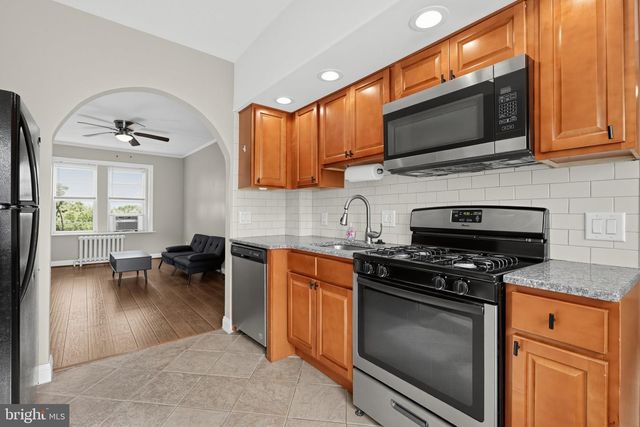 533 GERHARD ST, Philadelphia, PA 19128