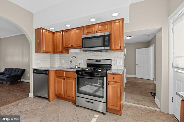 533 GERHARD ST, Philadelphia, PA 19128