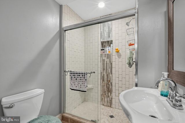 533 GERHARD ST, Philadelphia, PA 19128