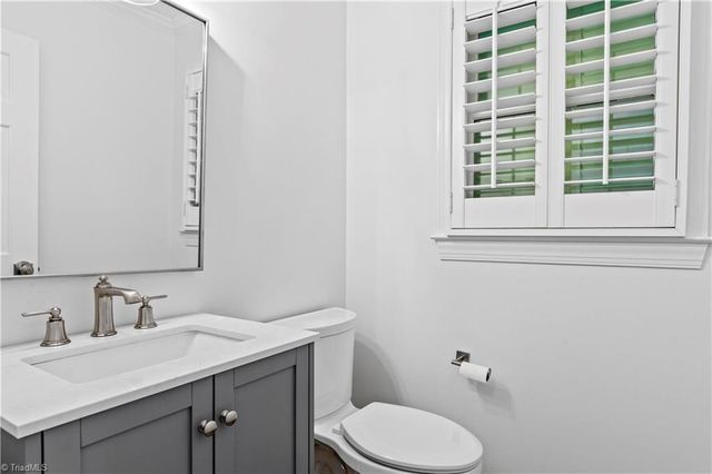 889 Moyers Road, Winston-salem, NC 27104
