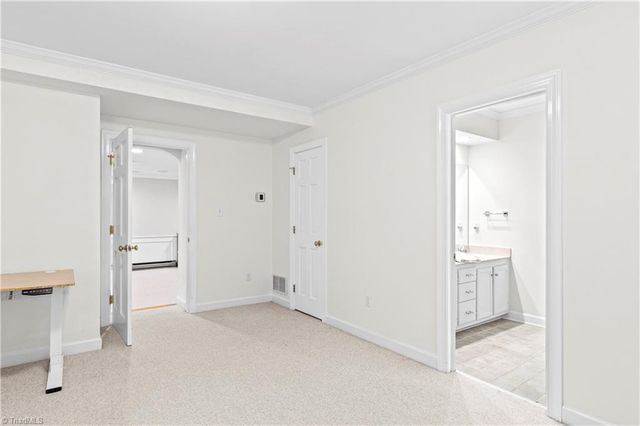 889 Moyers Road, Winston-salem, NC 27104