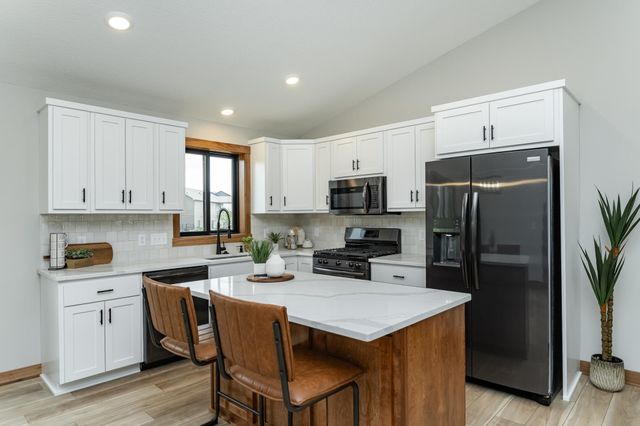 1858 4th Street NE, Byron, MN 55920