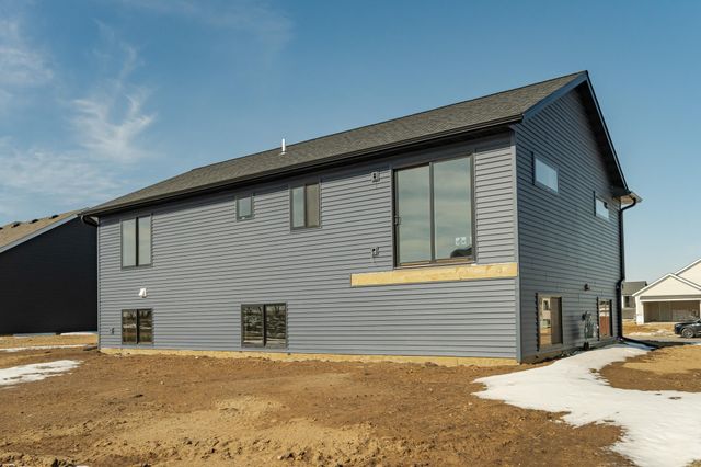 1858 4th Street NE, Byron, MN 55920