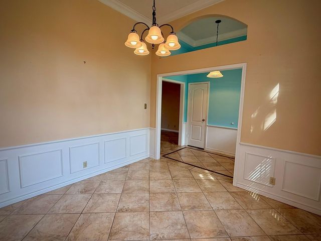 720 Texas Avenue, Port Neches, TX 77651