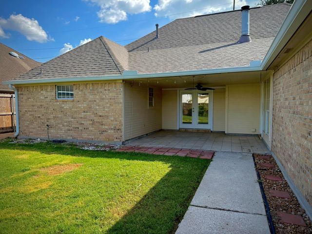 720 Texas Avenue, Port Neches, TX 77651