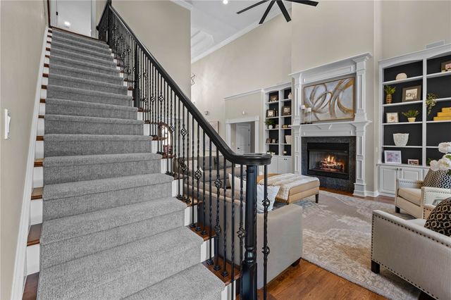 17 Nottingham Lane, Rogers, AR 72758