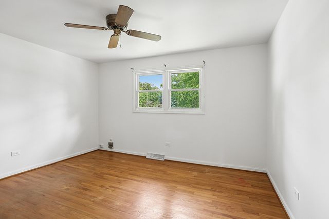 3207 Indian Wood Lane, Joliet, IL 60431