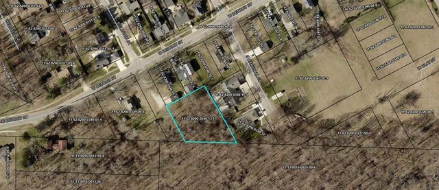 315 S Clinton Street, New Buffalo, MI 49117