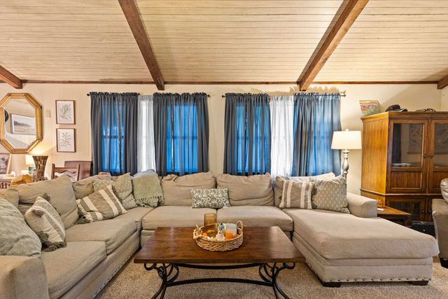 1989 County Rd 175, Gary, TX 75643