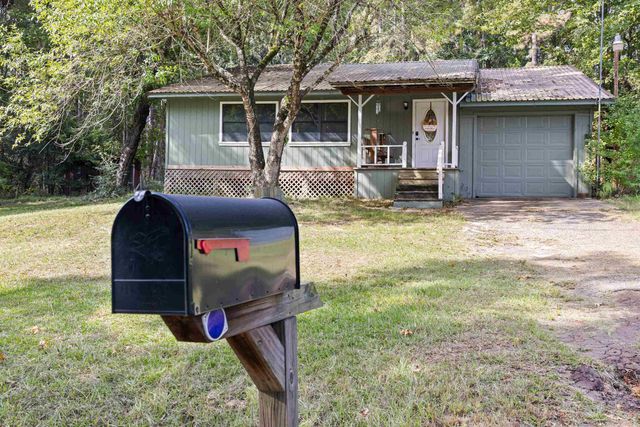 1989 County Rd 175, Gary, TX 75643