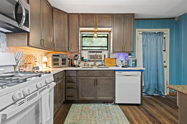 1989 County Rd 175, Gary, TX 75643