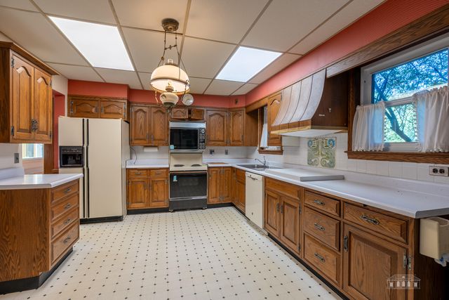 58 Interlaken Avenue, Lake Placid, NY 12946