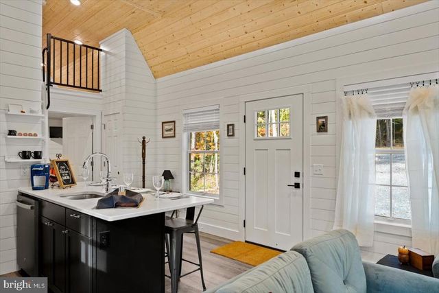 120 CATALPA CT, Luray, VA 22835