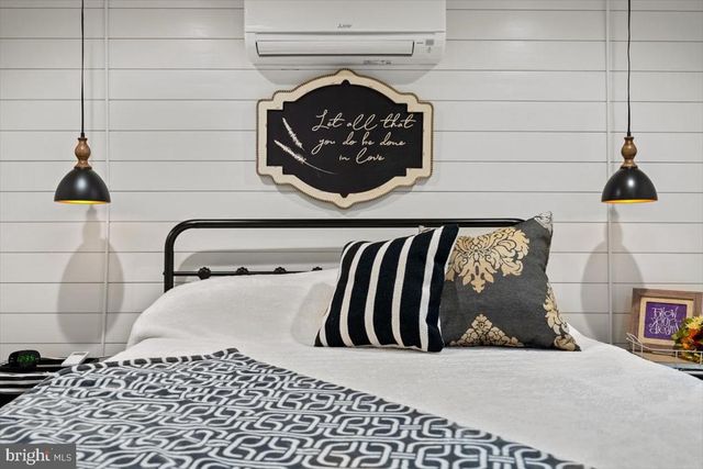 120 CATALPA CT, Luray, VA 22835